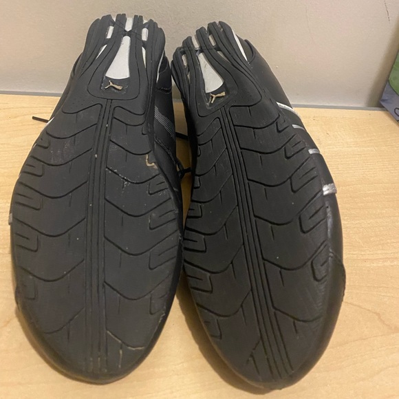 PUMA Shoes - Picture 3 of 4